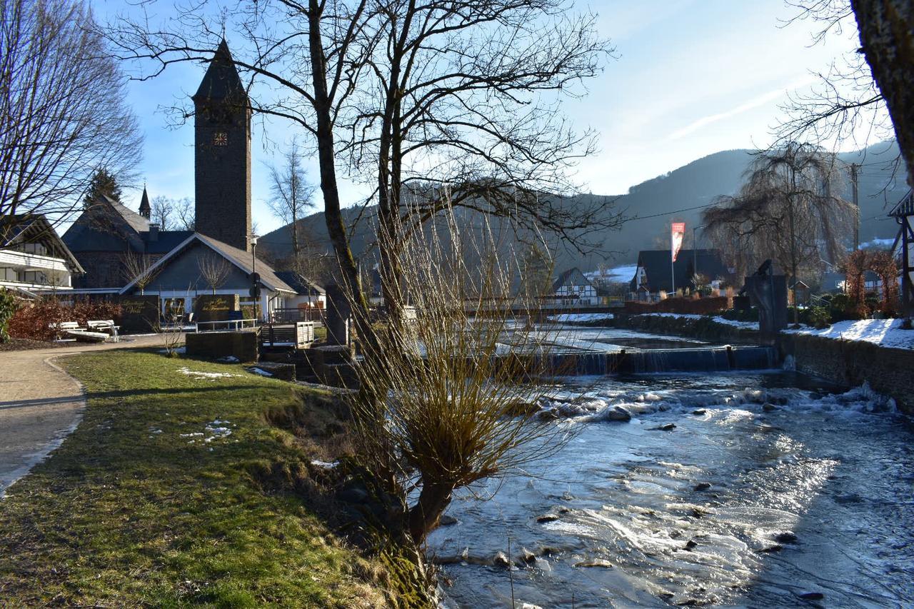 Pension Moeser Lennestadt Bagian luar foto